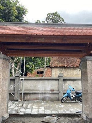 Thi công Cửa gỗ và Cầu thang gỗ Lim Lam Phi nhà chú Lượng Hà Tĩnh 10